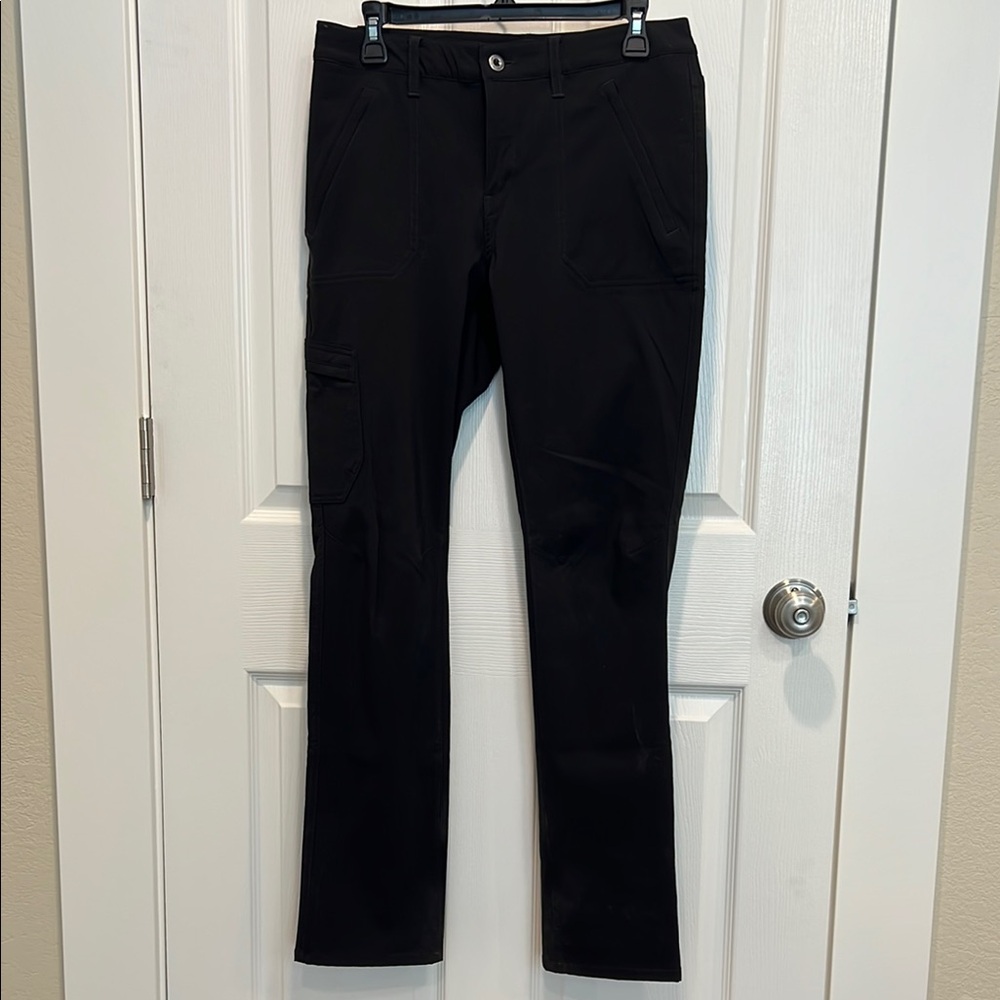 Patagonia Black Cargo Pants with Classic Cut